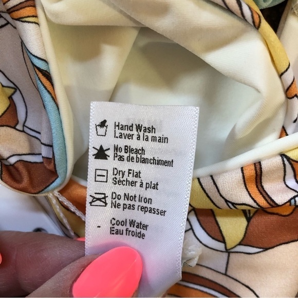 NWT l Space Floral Bikini Bitsy Cut Medium - Picture 7 of 7